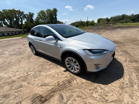 Used 2016 Tesla Model X 75D AWD/4WD image 56