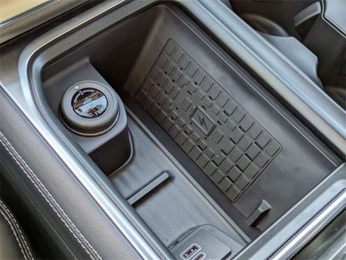 New 2025 Ford Expedition Platinum w/ Stealth Appearance Package image 24