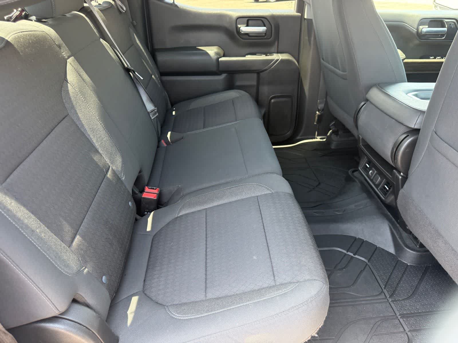 Used 2021 Chevrolet Silverado 1500 LT AWD/4WD image 32