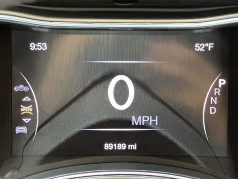 Used 2019 Jeep Grand Cherokee Limited image 27