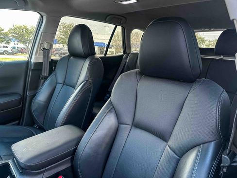 Used 2024 Subaru Outback Limited image 14
