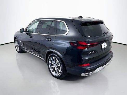 Used 2024 BMW X5 xDrive50e w/ Premium Package image 5