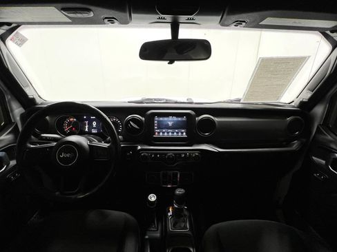 Used 2021 Jeep Wrangler Unlimited Sport AWD/4WD image 19