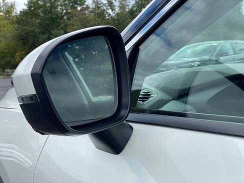 Certified 2023 Nissan Rogue SL w/ SL Premium Package image 28