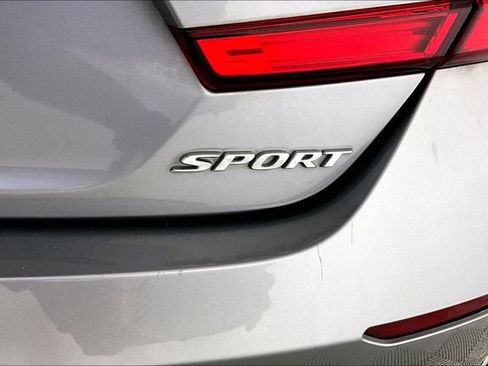Used 2021 Honda Accord Sport image 14