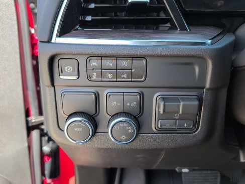 New 2026 Chevrolet Tahoe LS image 17