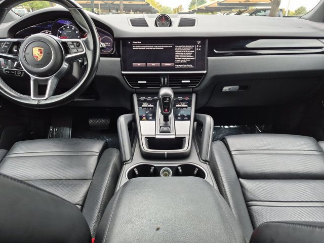 Used 2022 Porsche Cayenne AWD/4WD image 18