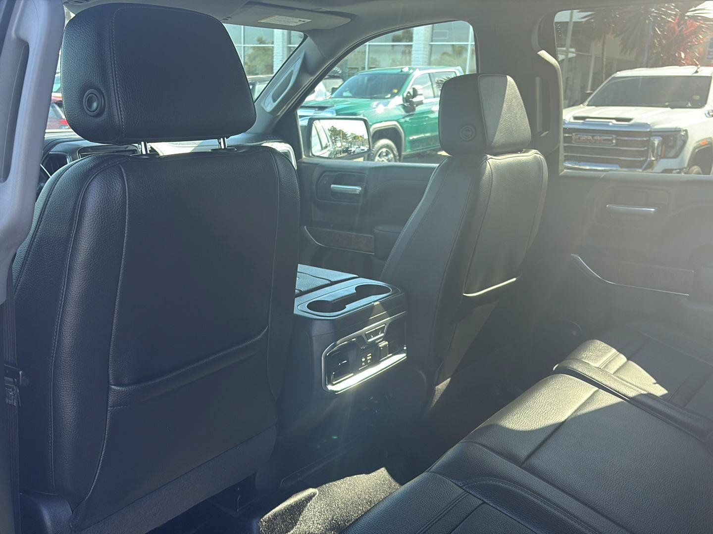Used 2020 GMC Sierra 1500 Denali w/ Denali Ultimate Package AWD/4WD image 31