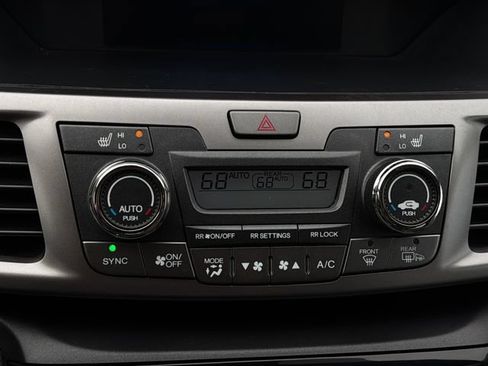 Used 2016 Honda Odyssey EX-L image 30