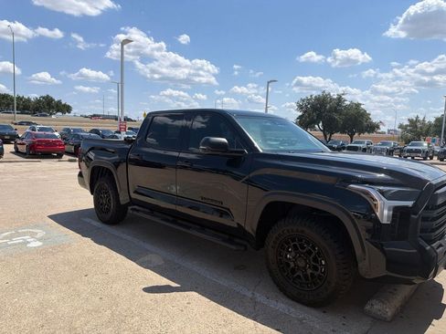 Used 2026 Toyota Tundra SR5 w/ SR5 Convenience Package AWD/4WD image 3