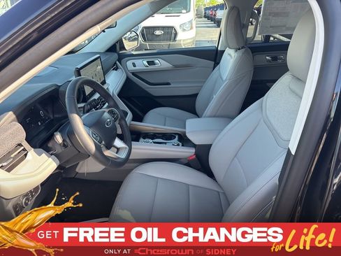 New 2026 Ford Explorer Active AWD/4WD image 24