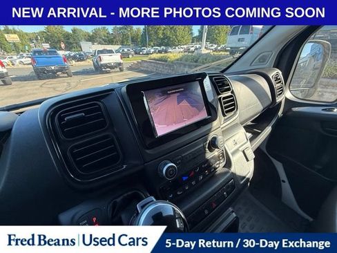 Used 2025 RAM ProMaster 2500 w/ Convenience Group FWD image 19