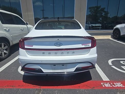 Certified 2021 Hyundai Sonata Limited w/ Cargo Package FWD image 6