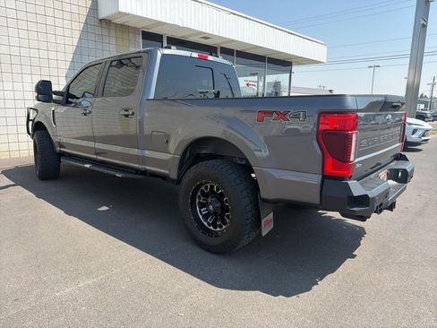 Used 2022 Ford F350 Lariat w/ Lariat Ultimate Package AWD/4WD image 3