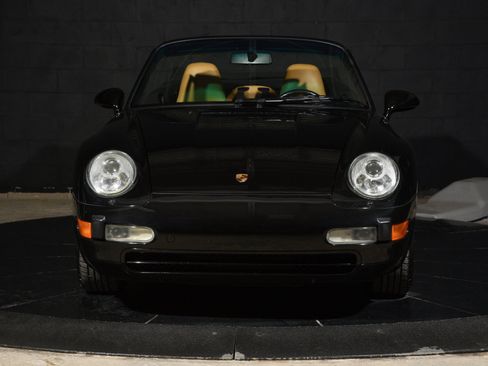 Used 1995 Porsche 911 Carrera RWD image 12