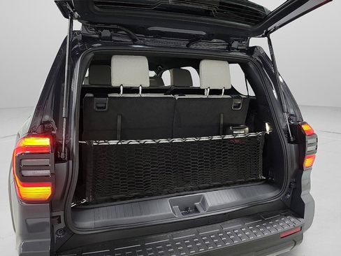 Used 2025 Toyota 4Runner SR5 AWD/4WD image 7