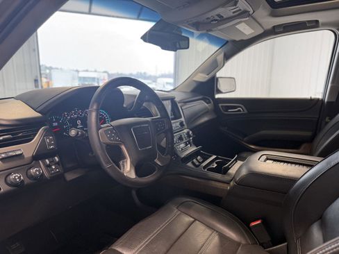 Used 2019 GMC Yukon Denali w/ Open Road Package image 11