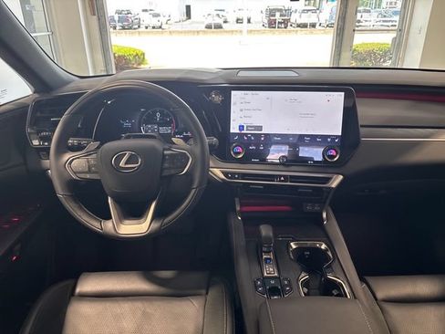 Used 2025 Lexus RX 350 AWD w/ Convenience Package image 15