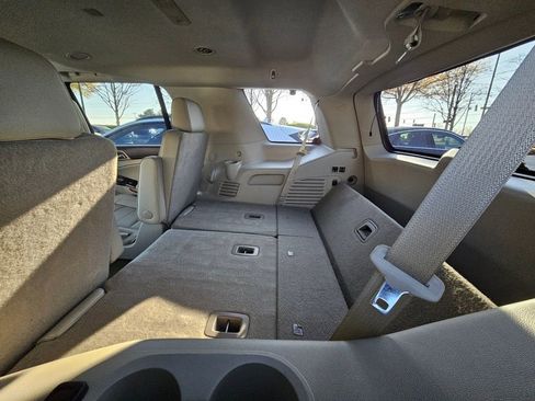 Used 2016 GMC Yukon Denali w/ Open Road Package image 10