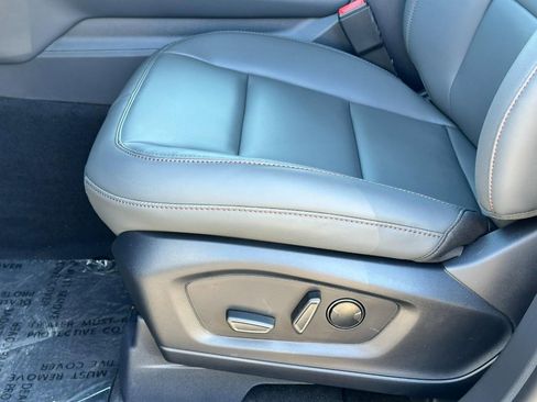 New 2026 Ford Explorer Active image 11