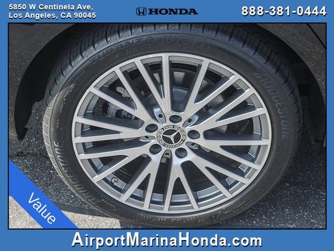 Used 2023 Mercedes-Benz CLA 250 w/ Premium Package image 11