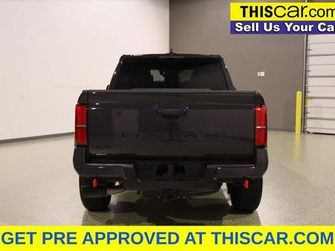 Used 2025 Toyota Tacoma TRD Off-Road AWD/4WD image 8