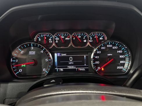 Used 2018 Chevrolet Silverado 1500 LT w/ True North Edition AWD/4WD image 8