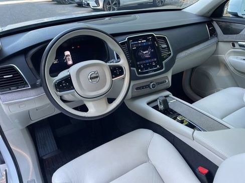 Certified 2023 Volvo XC90 B6 Plus w/ Protection Package AWD/4WD image 19