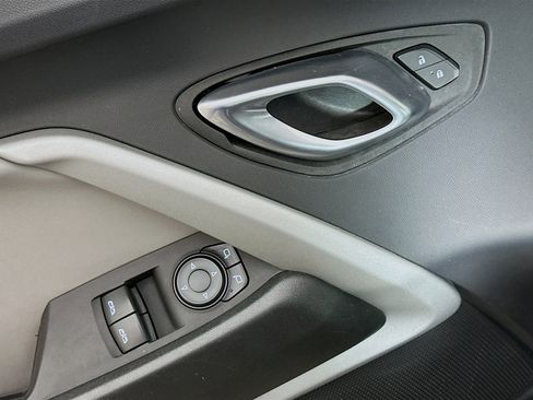 Used 2023 Chevrolet Camaro LT RWD image 15