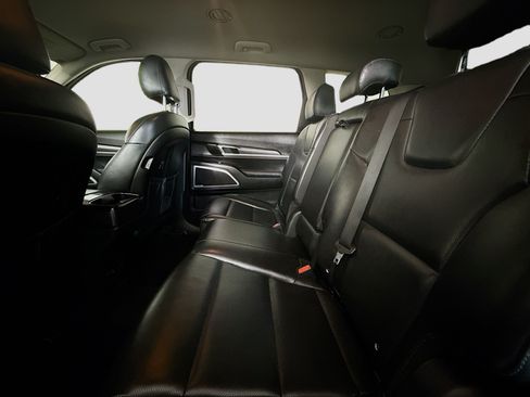 Used 2020 Kia Telluride LX FWD image 25