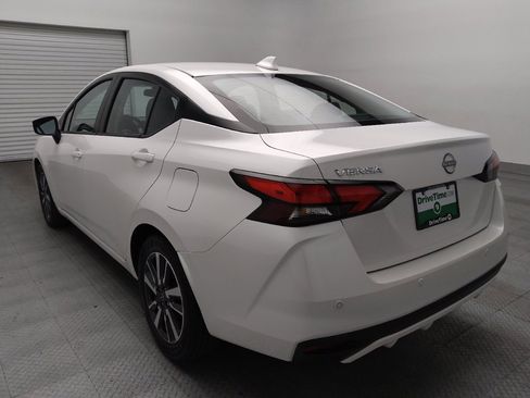 Used 2025 Nissan Versa SV FWD image 5