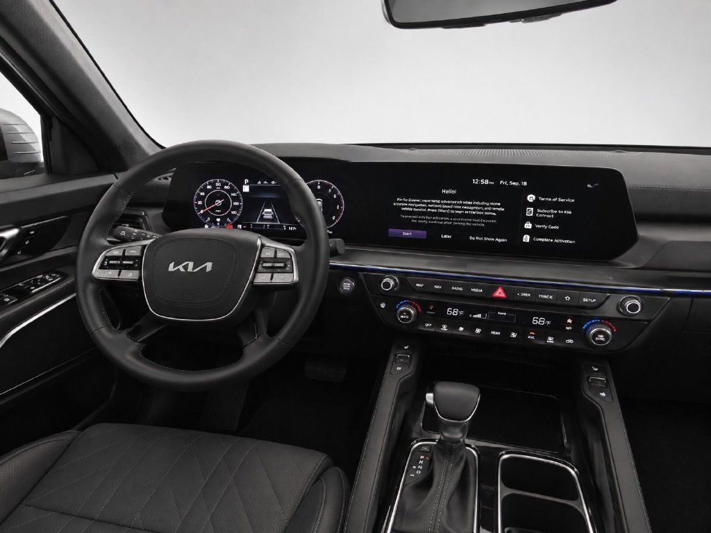 Certified 2025 Kia Telluride SX Prestige X-Line AWD/4WD image 39