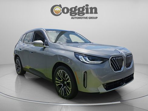 Certified 2026 BMW X3 xDrive30 w/ Premium Package AWD/4WD image 7