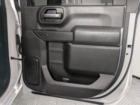 Used 2023 Chevrolet Silverado 2500 LT image 19