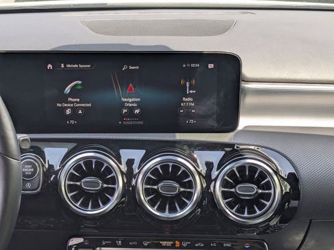 Certified 2022 Mercedes-Benz A 220 4MATIC image 5