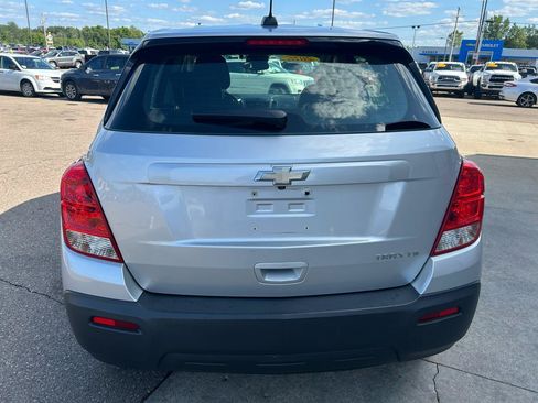 Used 2016 Chevrolet Trax LS FWD image 7