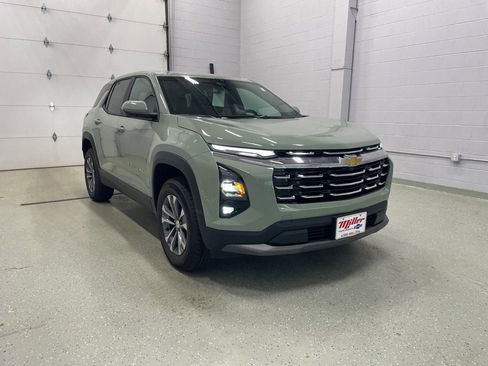 New 2026 Chevrolet Equinox LT w/ Safety and Technology Package image 2