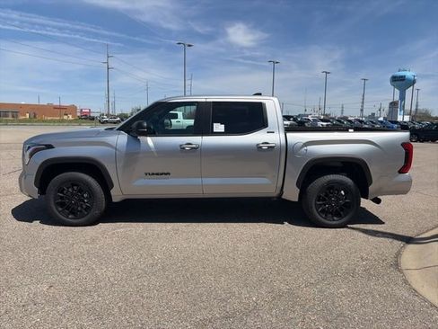 New 2026 Toyota Tundra SR5 AWD/4WD image 4