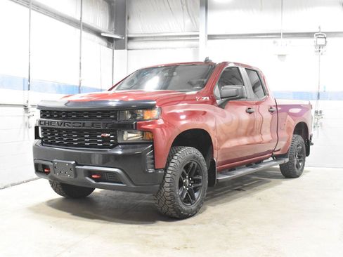 Used 2020 Chevrolet Silverado 1500 Custom Trail Boss w/ Custom Convenience Package AWD/4WD image 2