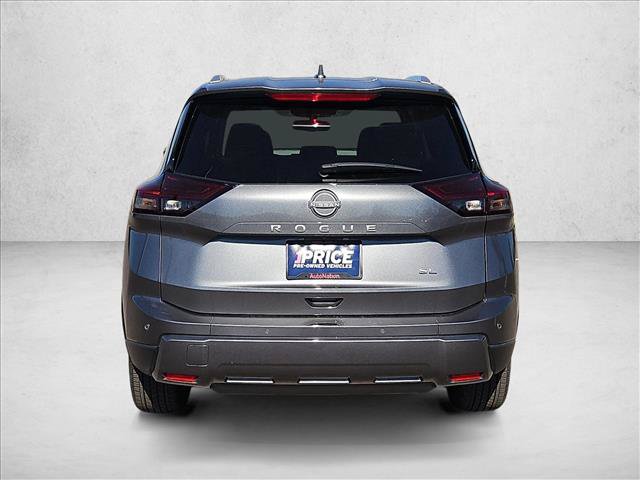 Used 2026 Nissan Rogue SL FWD image 7