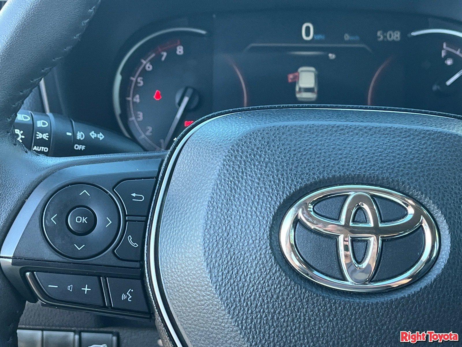 Certified 2025 Toyota RAV4 XLE Premium AWD/4WD image 23