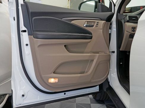 Used 2021 Honda Ridgeline RTL-E image 18