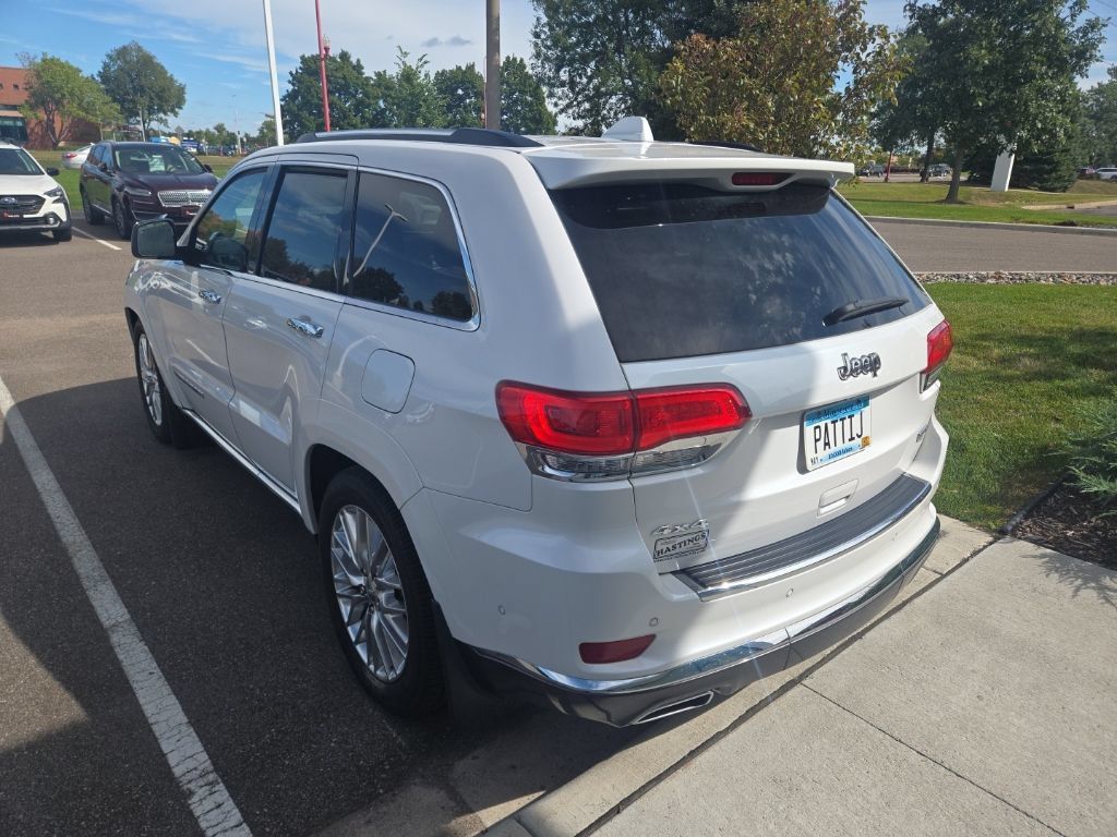 Used 2017 Jeep Grand Cherokee Summit AWD/4WD image 6
