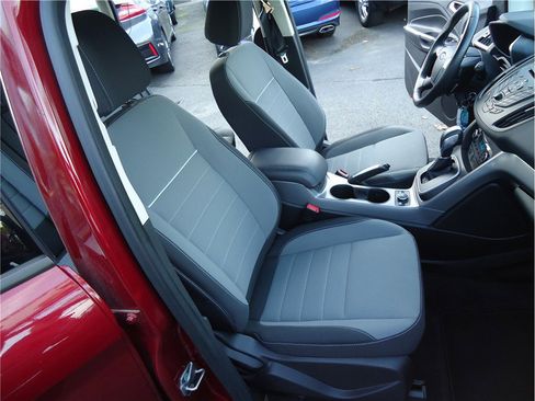 Used 2013 Ford C-MAX SE w/ Winter Pkg image 14