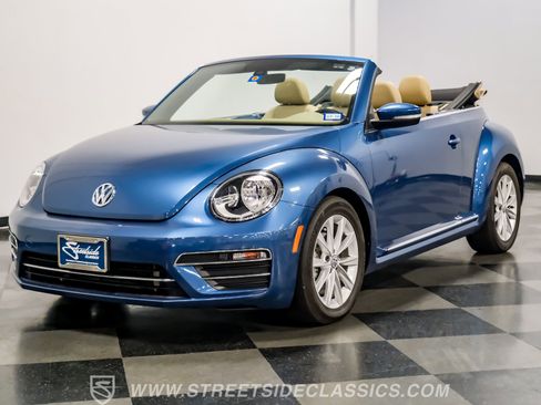 Used 2019 Volkswagen Beetle 2.0T Final Edition SEL image 18