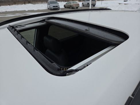 Used 2025 Honda CR-V Sport-L image 3