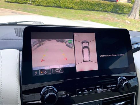 Used 2024 INFINITI QX80 Sensory w/ Cargo Package image 26