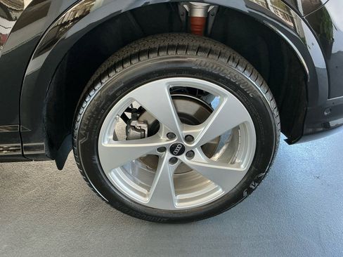 New 2025 Audi Q5 Premium Plus image 22