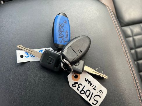 Used 2016 Nissan Titan Platinum Reserve image 50