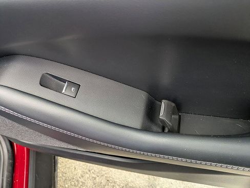 Used 2023 Ford Mustang Mach-E Premium image 35